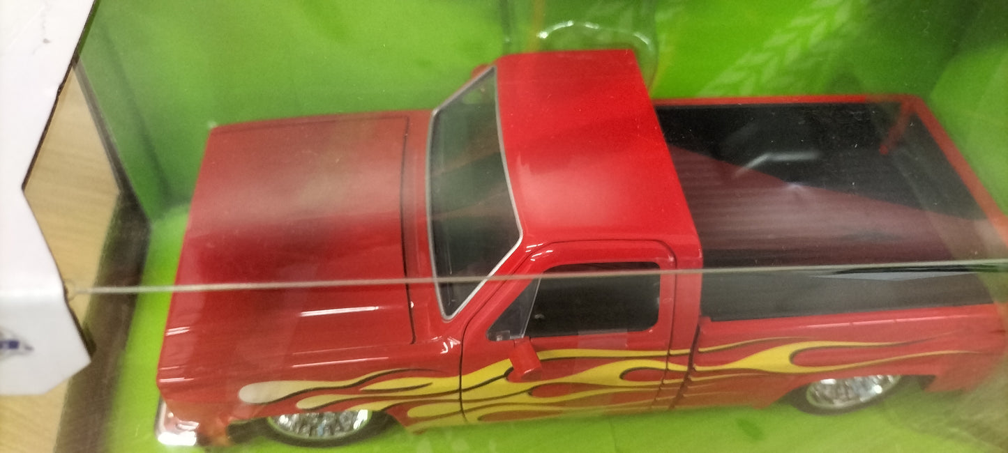Jada Toys 1/24 Chevy C-10 Red Flame 1985 Just Truck