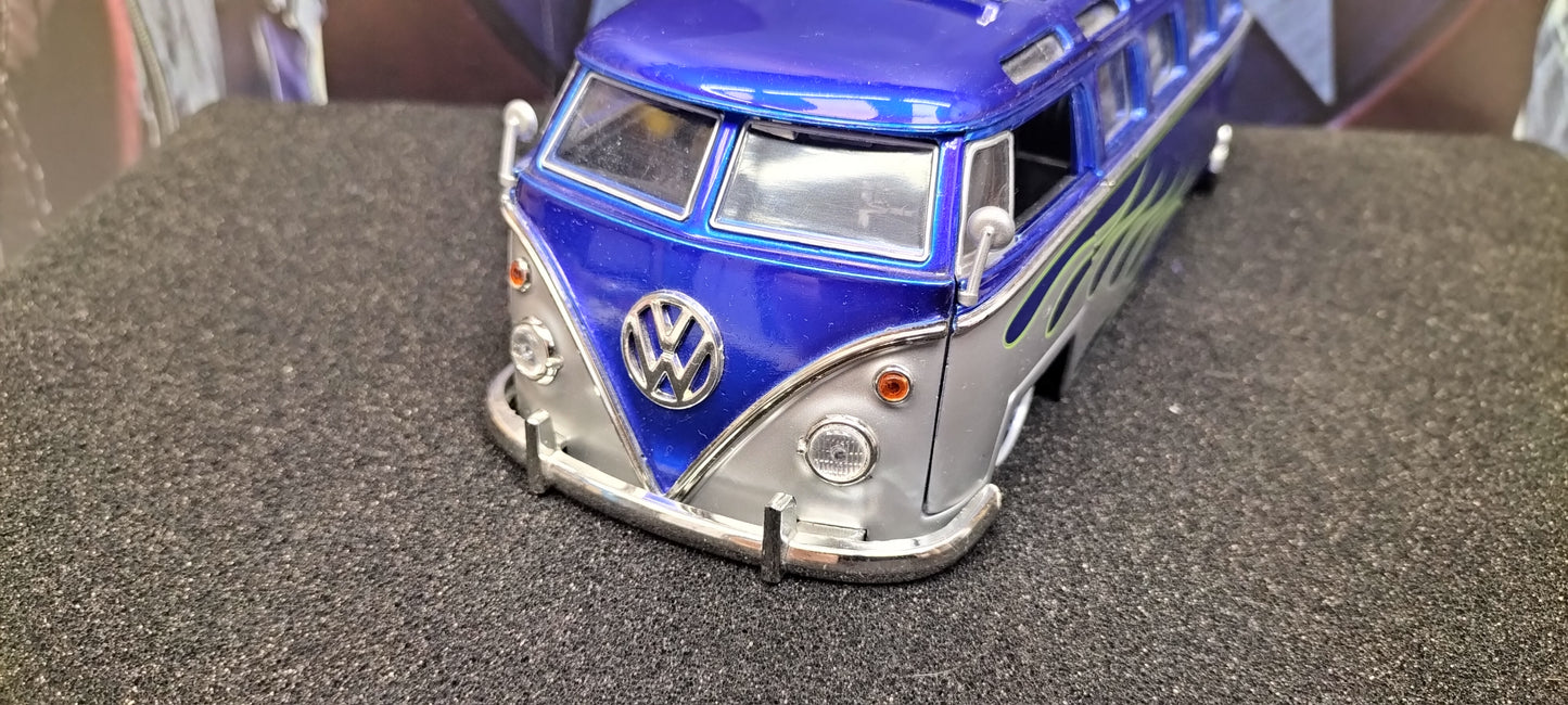 Jada Toys 1/24 VW Bus Flame Big Time Muscle USED