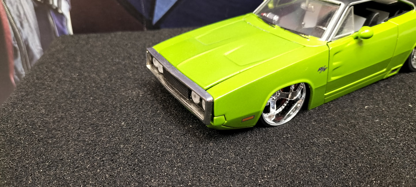 Jada Toys 1/24 Dodge Charger R/T 1970 Lime Green Big Time Muscle USED