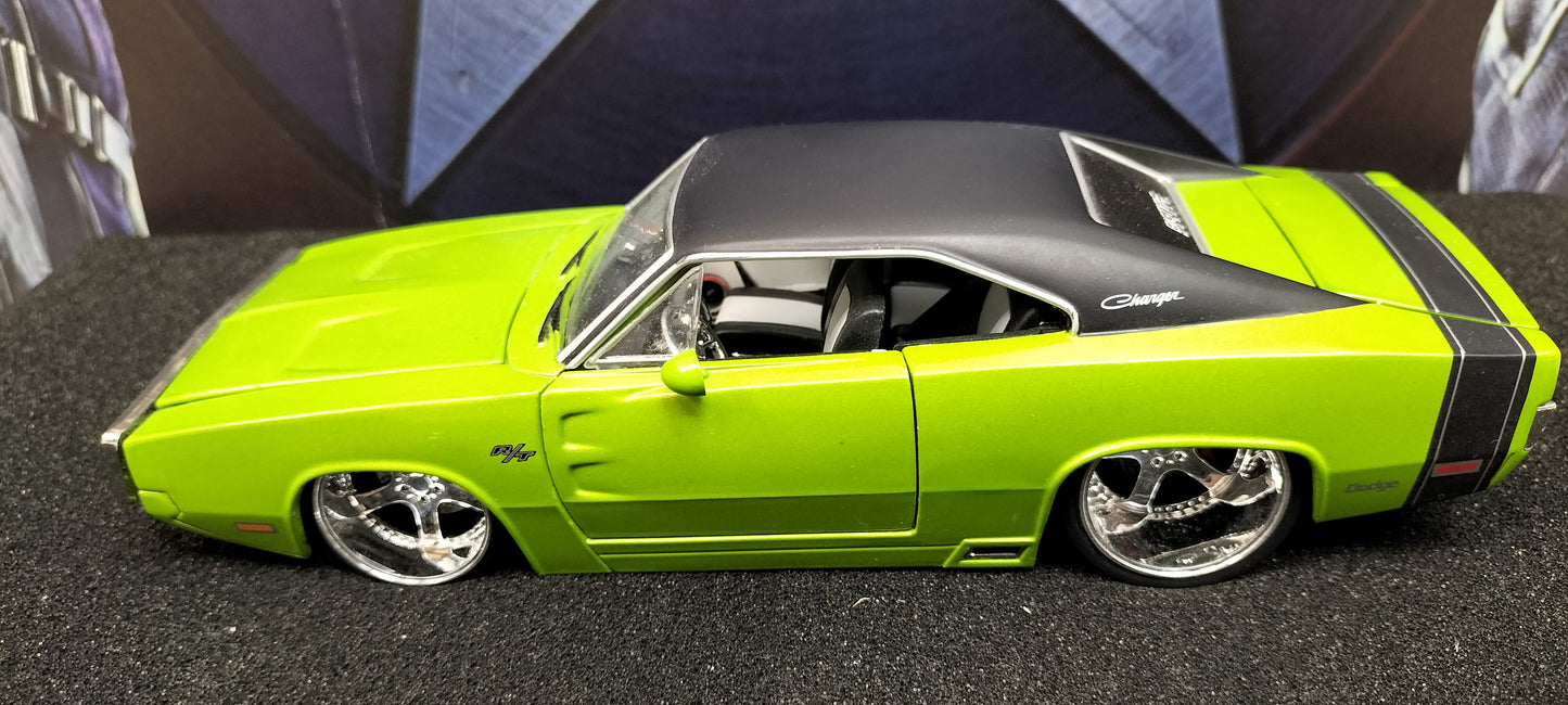 Jada Toys 1/24 Dodge Charger R/T 1970 Lime Green Big Time Muscle USED