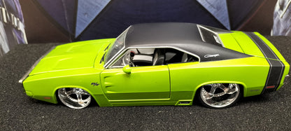 Jada Toys 1/24 Dodge Charger R/T 1970 Lime Green Big Time Muscle USED