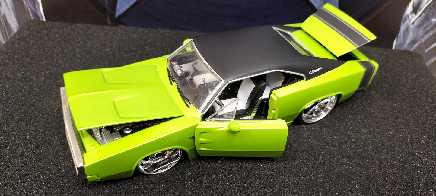 Jada Toys 1/24 Dodge Charger R/T 1970 Lime Green Big Time Muscle USED