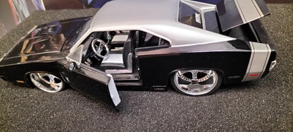 Jada Toys 1/24 Dodge Charger R/T 1970 Black Silver Big Time Muscle USED