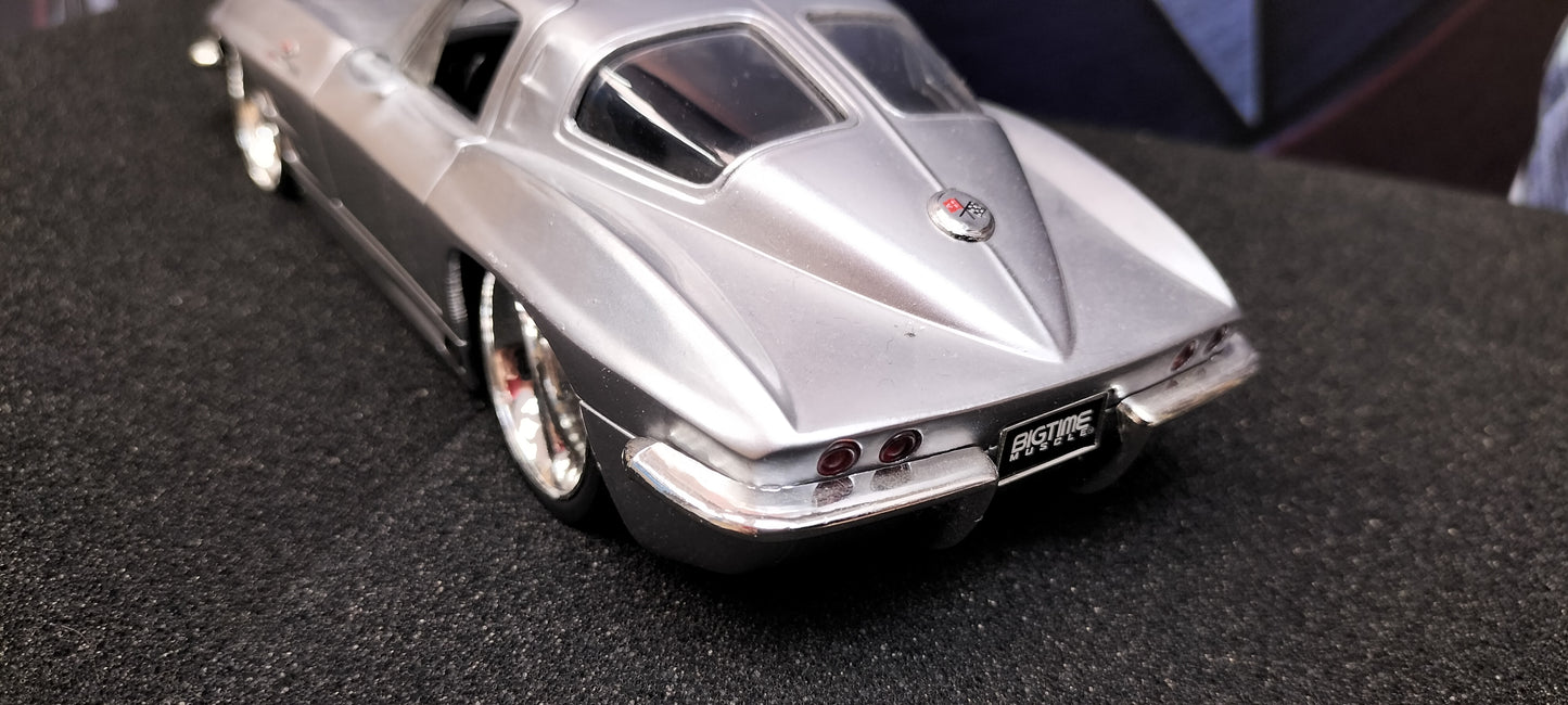 Jada Toys 1/24 Chevy Corvette Stingray Coupe 1963 Silver Big Time Muscle USED