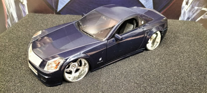 Hot Wheels 1/24 Cadillac XLR Dark Blue Dropotaro USED