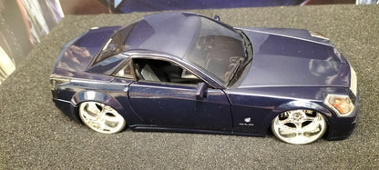 Hot Wheels 1/24 Cadillac XLR Dark Blue Dropotaro USED