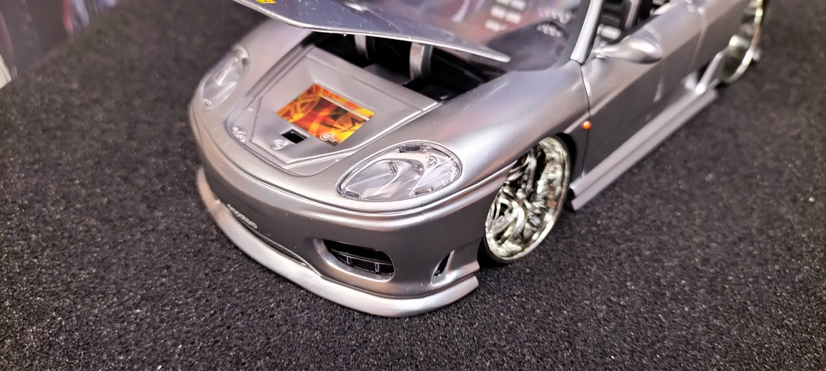 Hot Wheels 1/24 Ferrari 360 Spider Silver i Candy Red Dropotaro USED