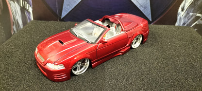 Jada Toys 1/24 Ford Mustang 2002 Cabrio Candy Red Big Time Muscle USED