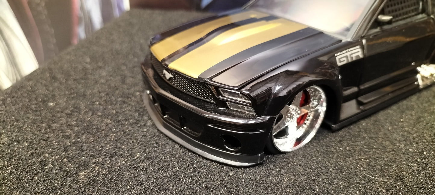 Jada Toys 1/24 Ford Mustang GTR Concept Black Gold Big Time Muscle USED