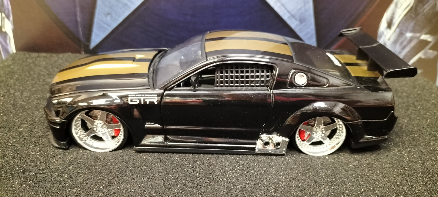 Jada Toys 1/24 Ford Mustang GTR Concept Black Gold Big Time Muscle USED