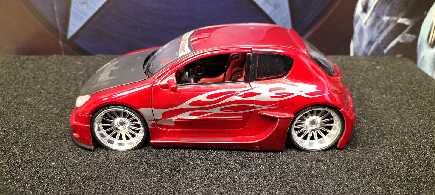 Maisto Design 1/24 Peugeot 206 GT USED
