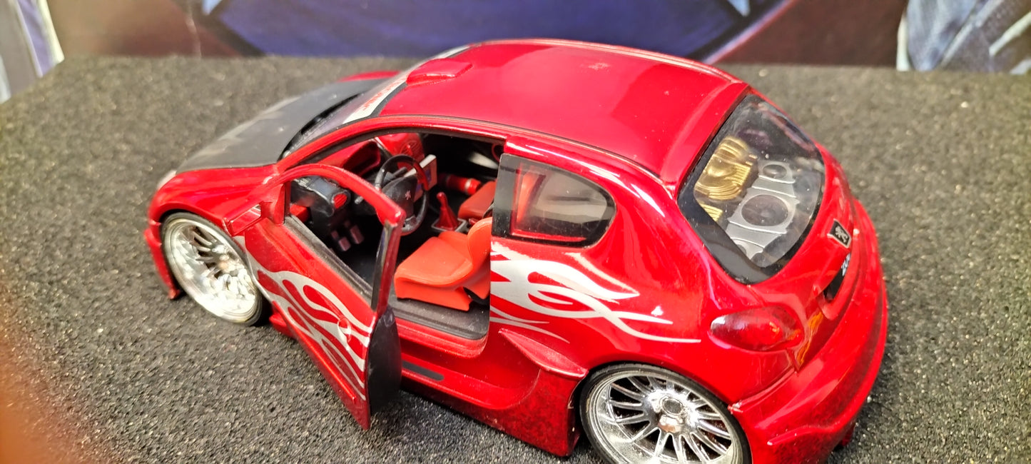 Maisto Design 1/24 Peugeot 206 GT USED
