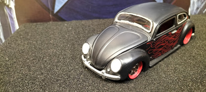 Maisto Design 1/24 VW Beetle Black Flame USED
