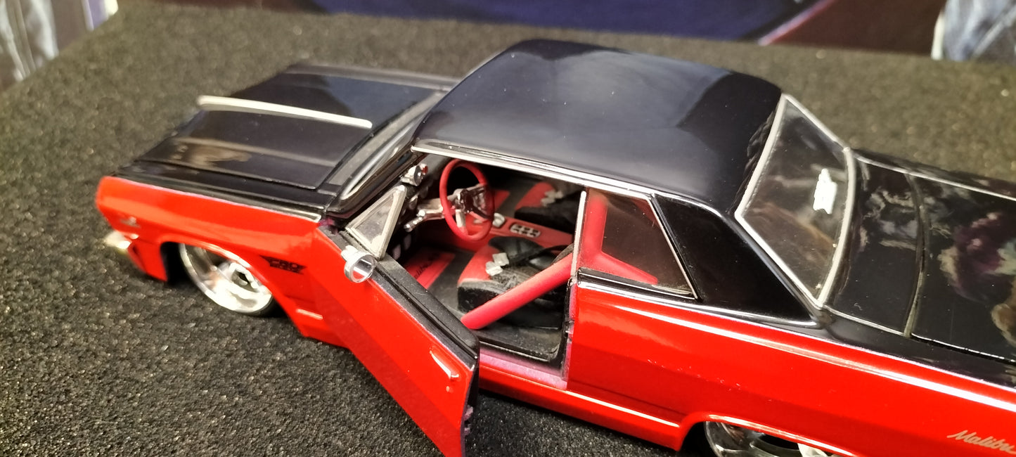 Maisto Design 1/24 Chevy Chevelle Malibu 1985 Red Black USED