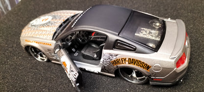 Maisto Design 1/24 Ford Mustang GT Harley Davidson 2011 Skull USED