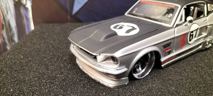 Maisto Design 1/24 Ford Mustang GT 1967 Harley Davidson "67" USED