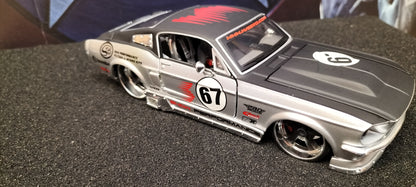 Maisto Design 1/24 Ford Mustang GT 1967 Harley Davidson "67" USED