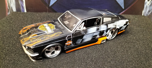 Maisto Design 1/24 Ford Mustang GT 1967 Harley Davidson "1" USED
