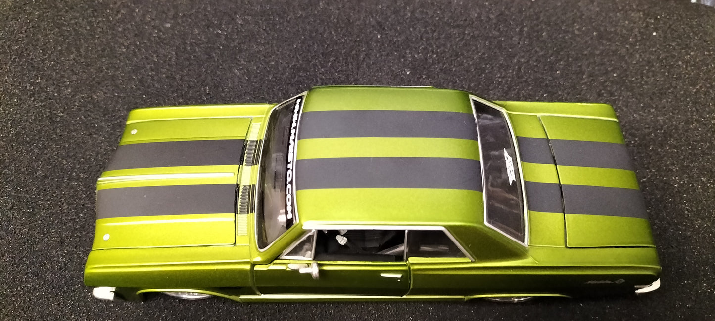 Maisto Design 1/24 Chevy Chevelle Malibu 1985 Green Matt USED