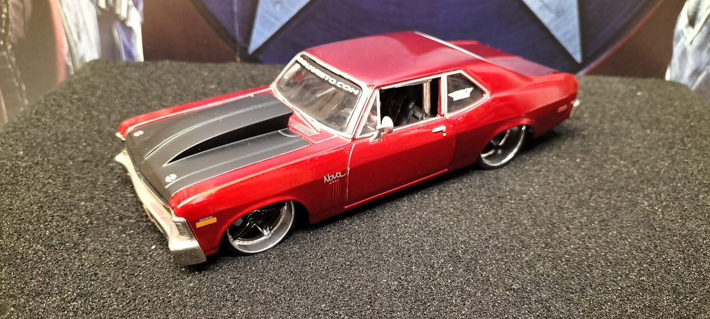 Maisto Design 1/24 Chevy Nova SS 1970 Candy Red USED