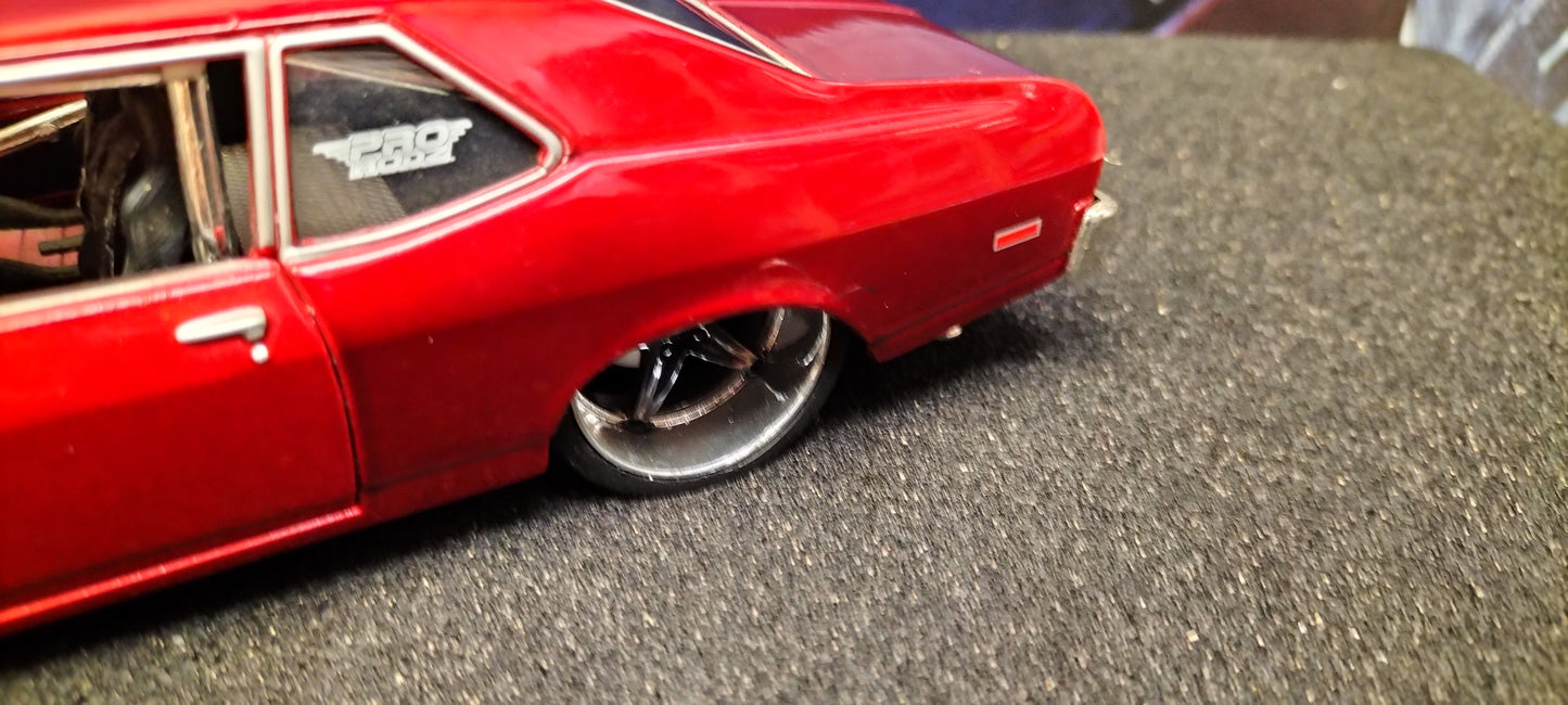 Maisto Design 1/24 Chevy Nova SS 1970 Candy Red USED