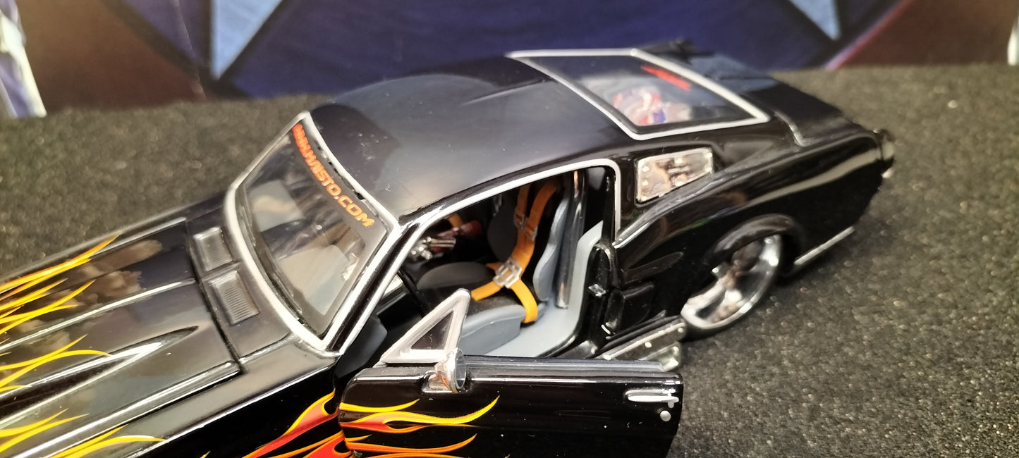 Maisto Design 1/24 Ford Mustang GT 1967 Black Flame USED