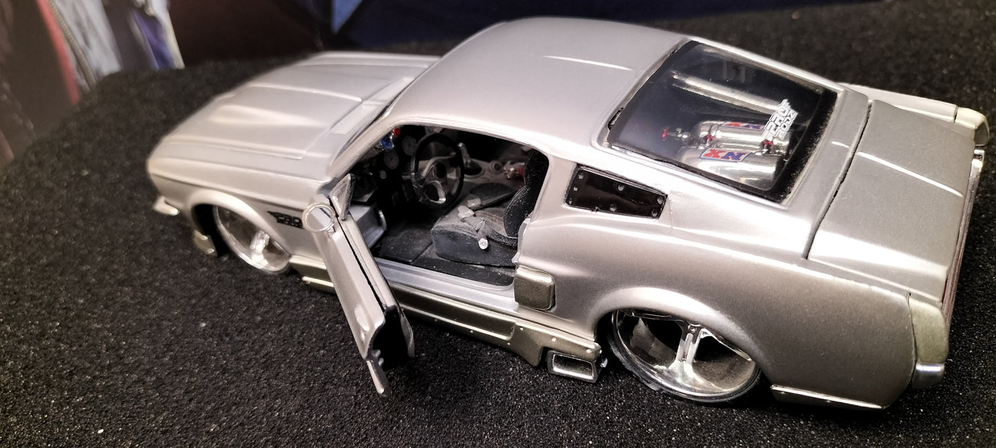 Maisto Design 1/24 Ford Mustang GT 1967 Silver USED
