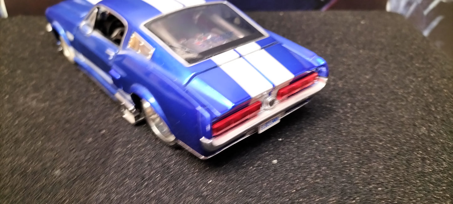 Maisto Design 1/24 Ford Mustang GT 1967 blue White Stripes USED