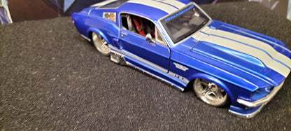 Maisto Design 1/24 Ford Mustang GT 1967 blue White Stripes USED