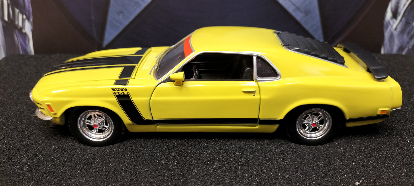Maisto Design 1/24 Ford Mustang 1970 Boss 302 Light Yellow USED WEELY