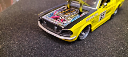 Maisto Design 1/24 Ford Mustang 1967 "67" Firestone Yellow USED