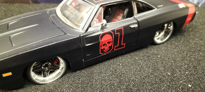 Maisto Design 1/24 Dodge Charger R/T 1969 Black Matt Skull USED