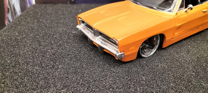 Maisto Design 1/24 Dodge Charger R/T 1969 Orange Matt USED