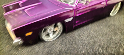 Maisto Design 1/24 Dodge Charger R/T 1969 Purple USED