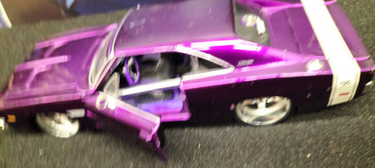 Maisto Design 1/24 Dodge Charger R/T 1969 Purple USED