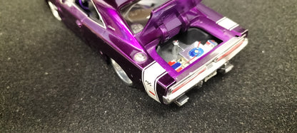 Maisto Design 1/24 Dodge Charger R/T 1969 Purple USED