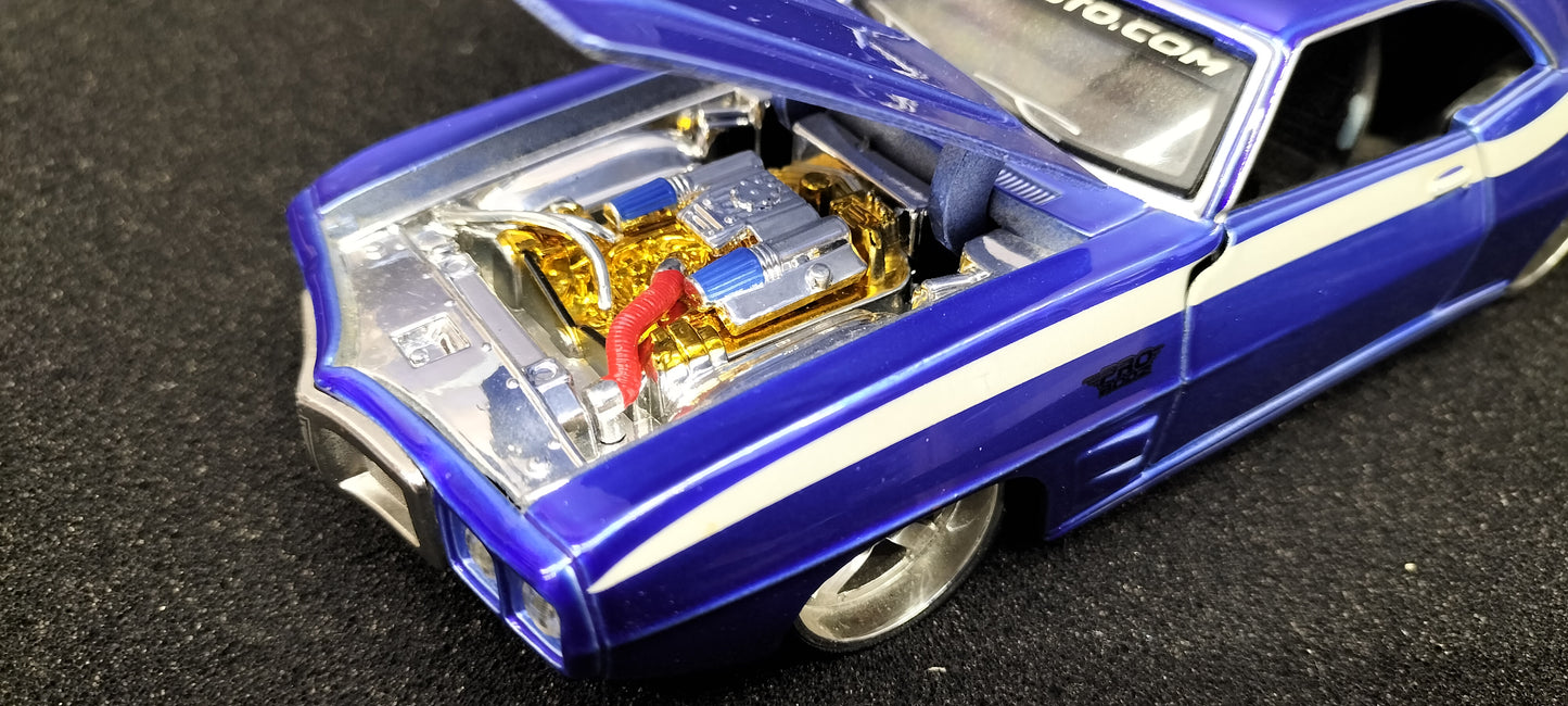 Maisto Design 1/24 Pontiac Firebird 1969 Set 2pcs USED