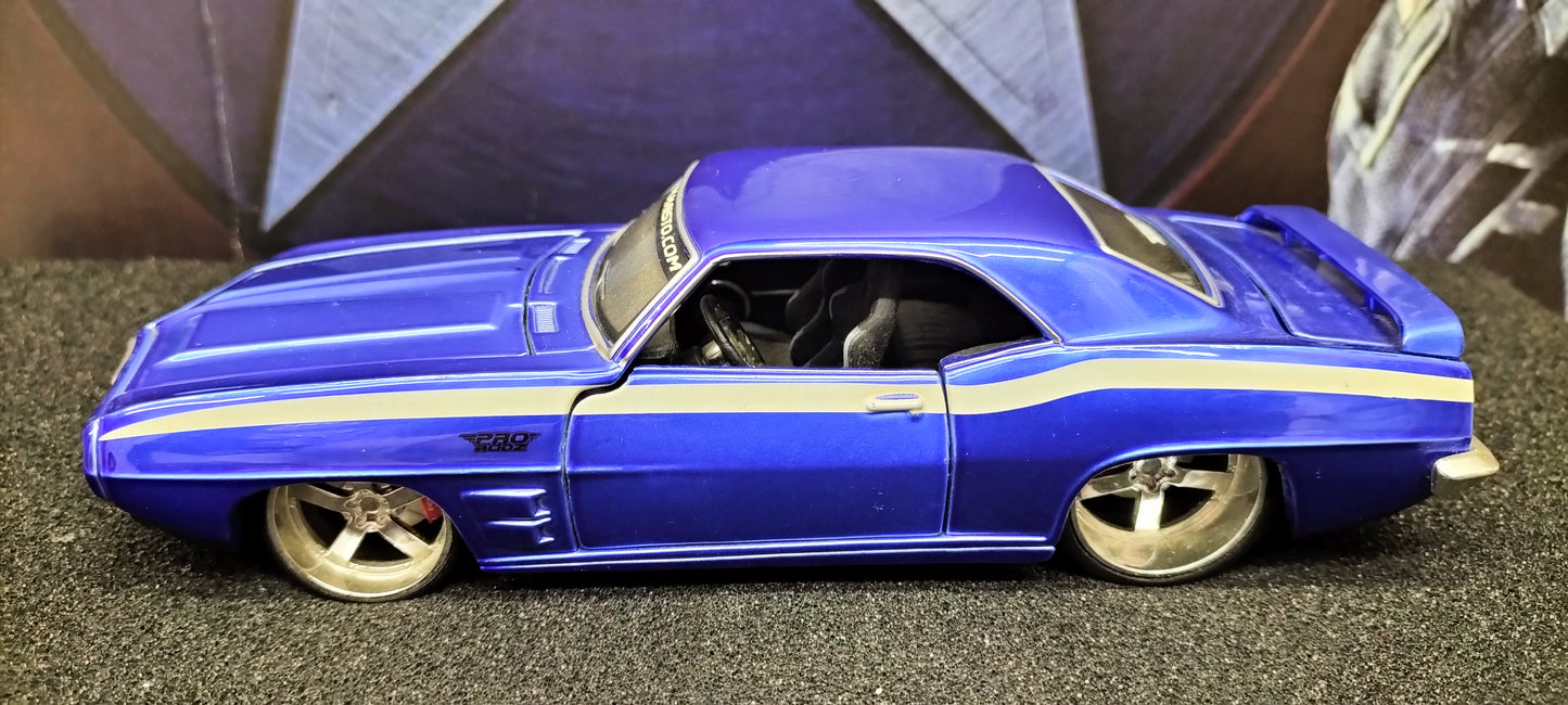 Maisto Design 1/24 Pontiac Firebird 1969 Set 2pcs USED