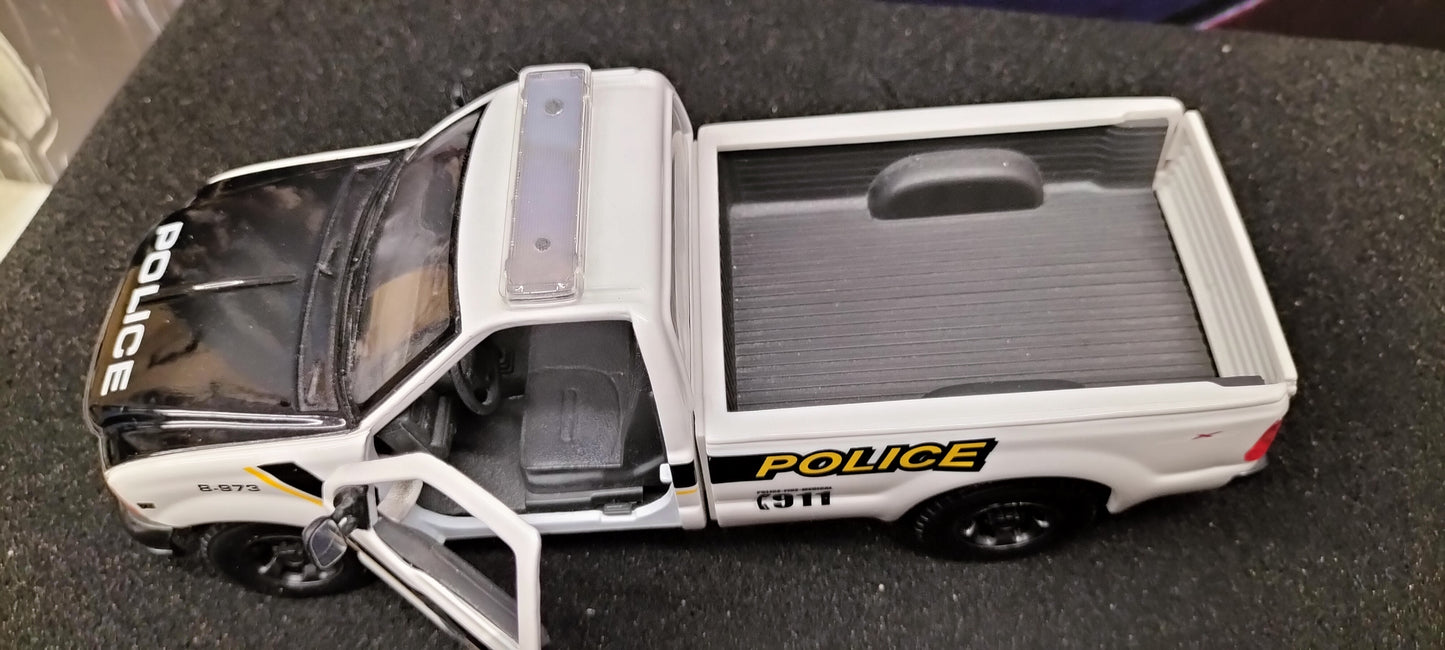 Maisto Design 1/24 Ford F-350 Super Duty Harley Davidson + Bike POLICE USED