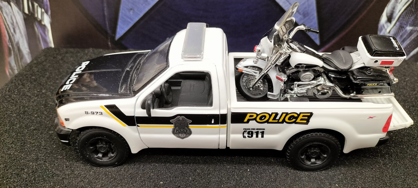 Maisto Design 1/24 Ford F-350 Super Duty Harley Davidson + Bike POLICE USED